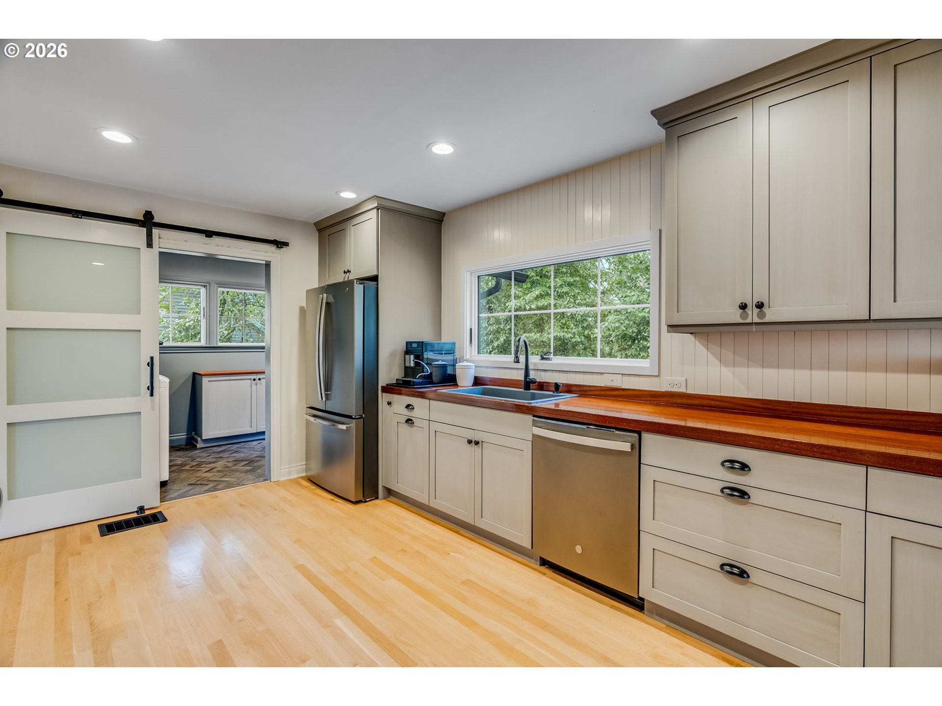 5805 Southwest Taylor Street Portland, OR 97221 - Photo 13 of 48