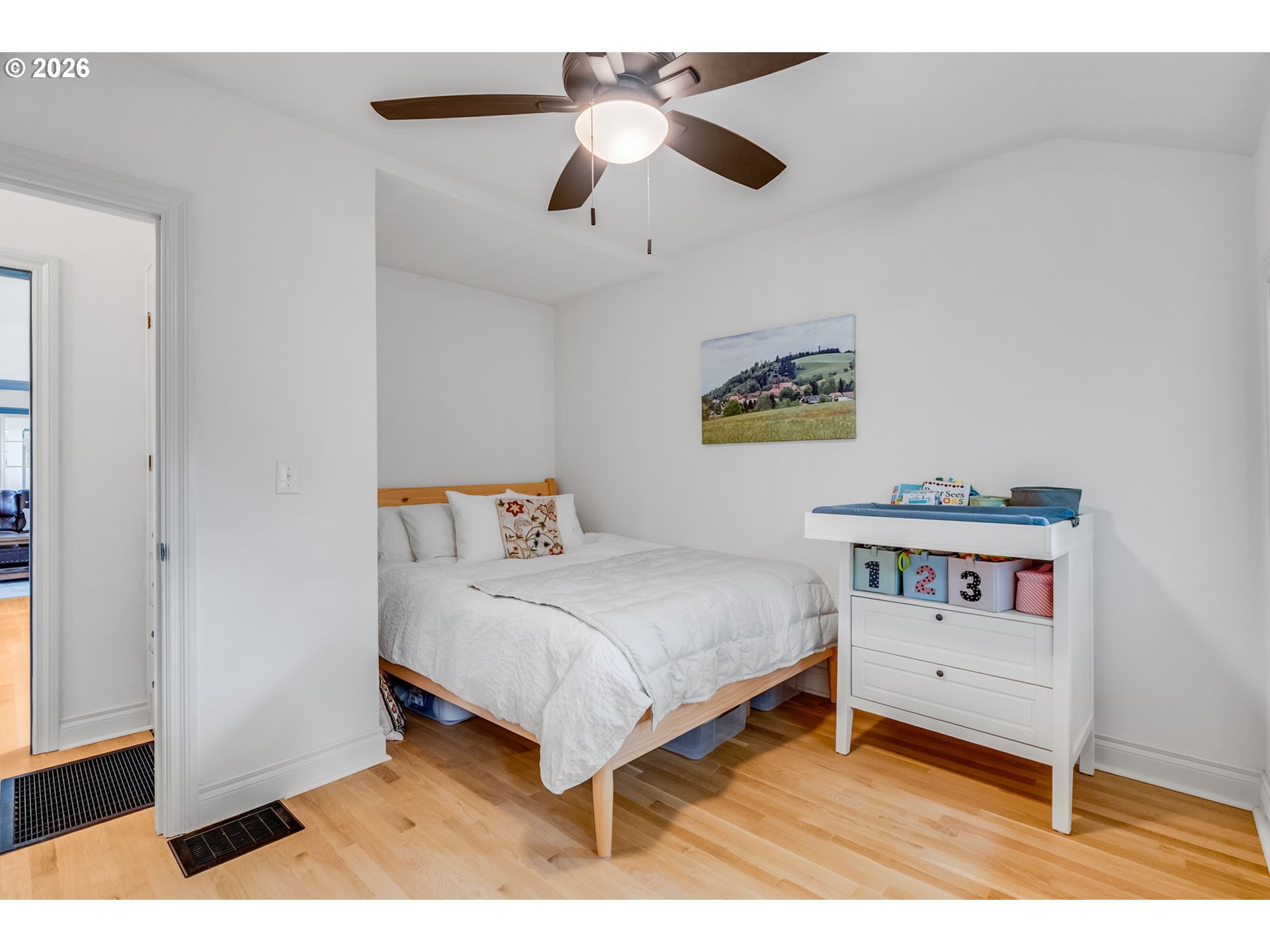 5805 Southwest Taylor Street Portland, OR 97221 - Photo 23 of 48