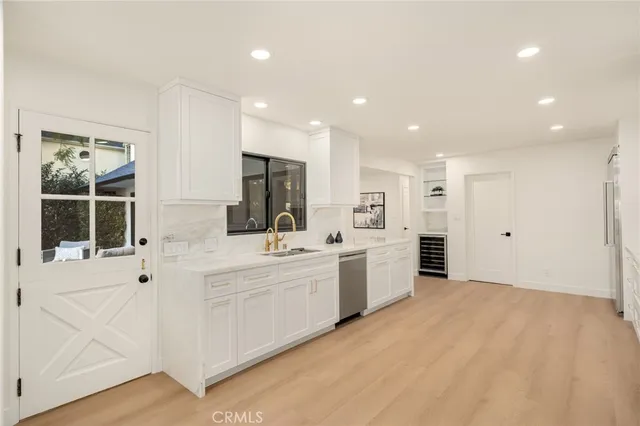 $2,795,000 | 1558 Hillcrest Avenue, Glendale, CA 91202