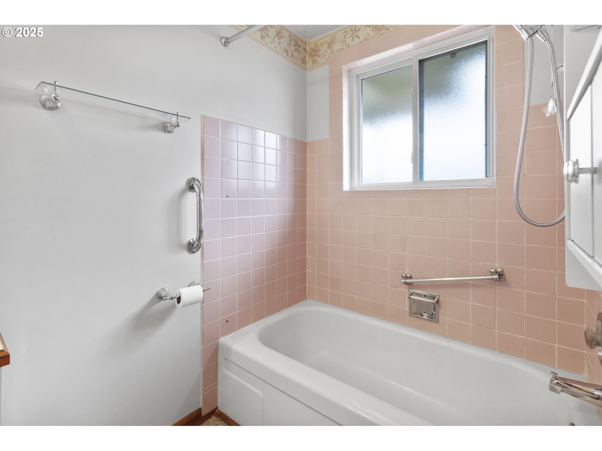 1637 Umpqua Road Woodburn, OR 97071 - Photo 15 of 28 Gallery Image 15