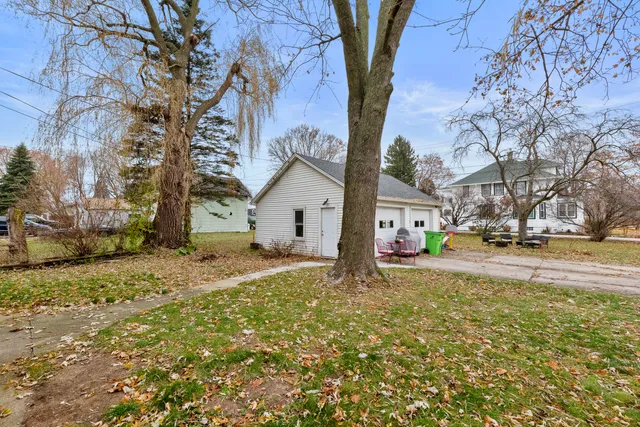 $364,900 | 1136 Fond Du Lac Avenue, Kewaskum, WI 53040