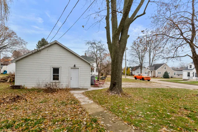 $364,900 | 1136 Fond Du Lac Avenue, Kewaskum, WI 53040