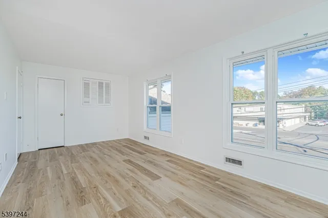 $3,300 | 17 Throckmorton Lane, Old Bridge, NJ 08857