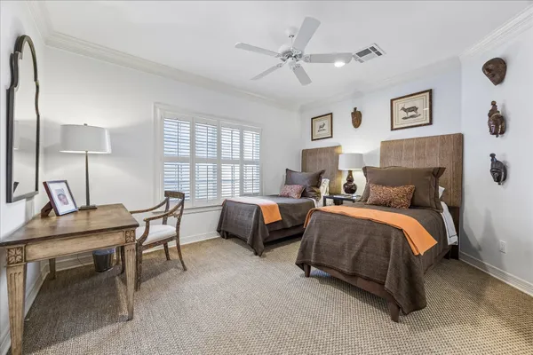 $1,550,000 | 2627 Sutton Court, Houston, TX 77027