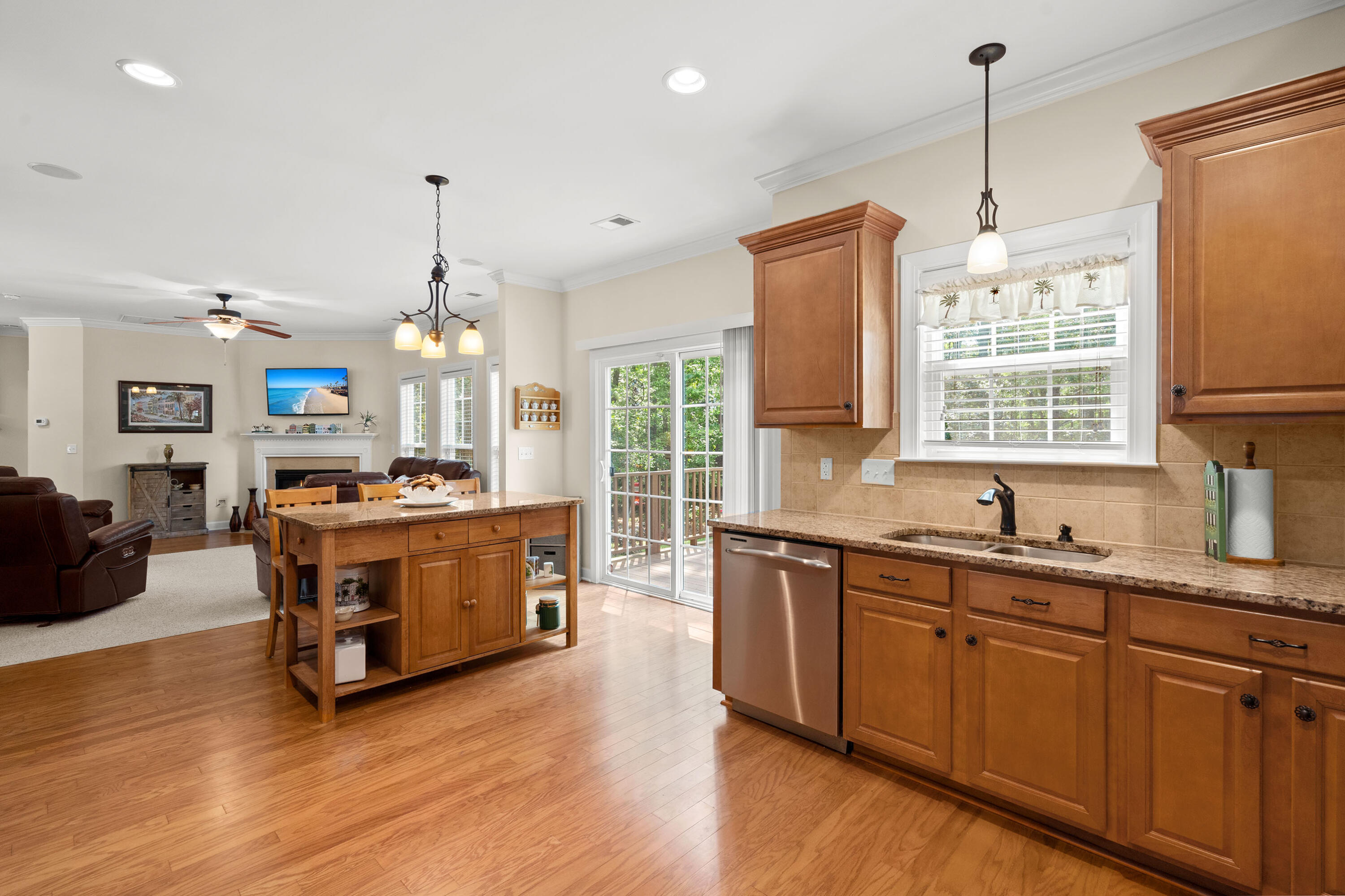 110 Ribbon Road Summerville, SC 29483 - Photo 13 of 37 16