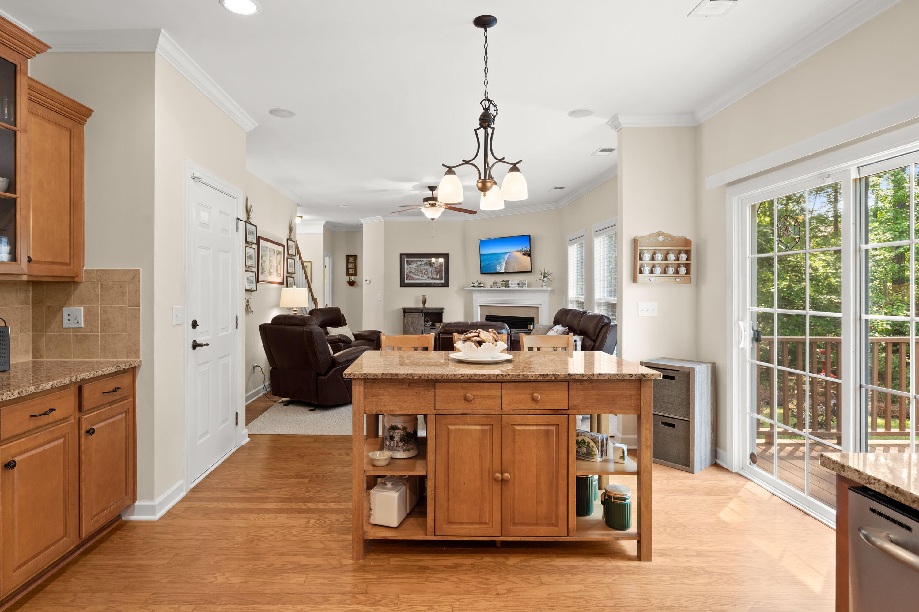 110 Ribbon Road Summerville, SC 29483 - Photo 15 of 37 18