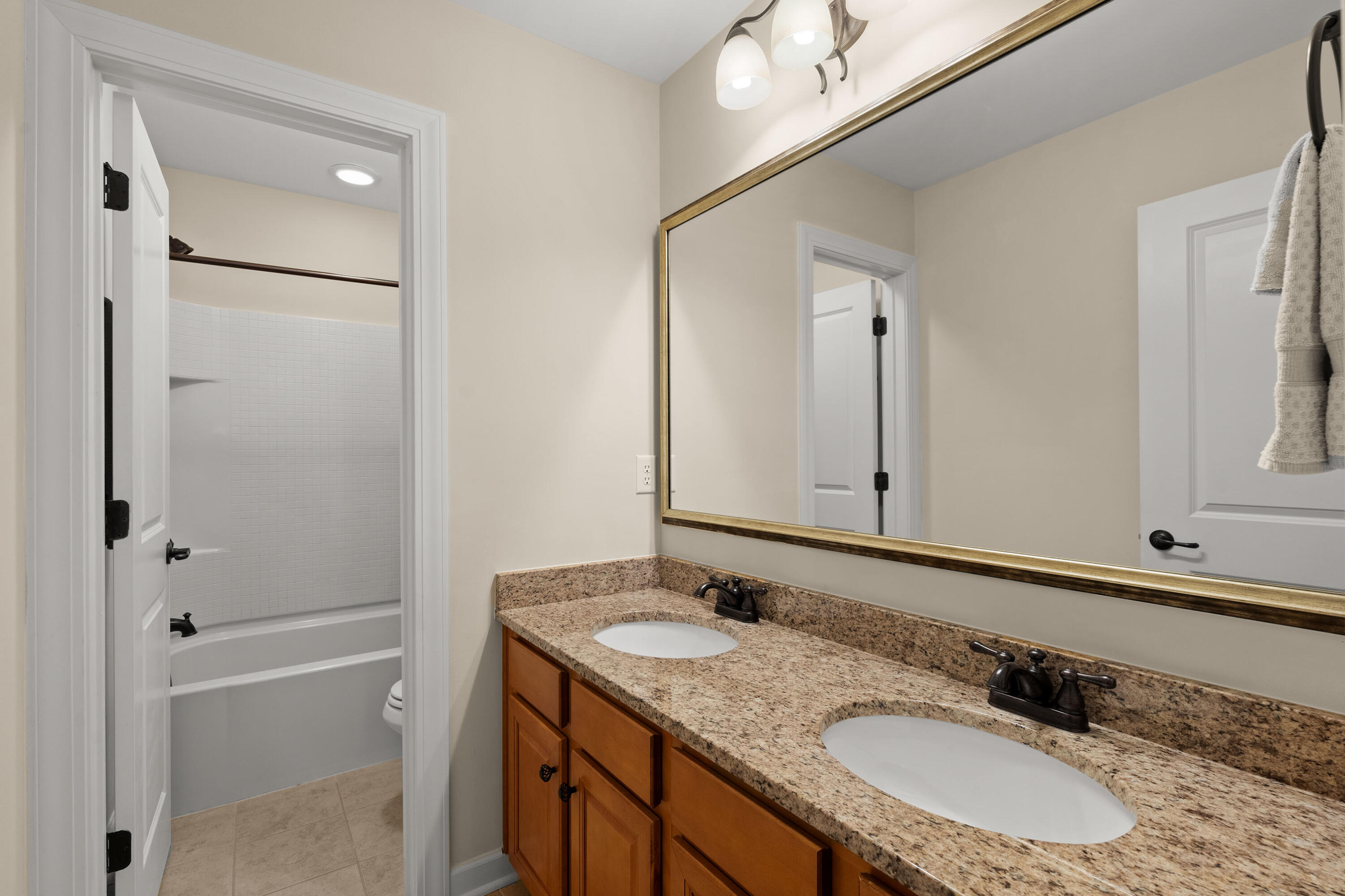 110 Ribbon Road Summerville, SC 29483 - Photo 26 of 37 29