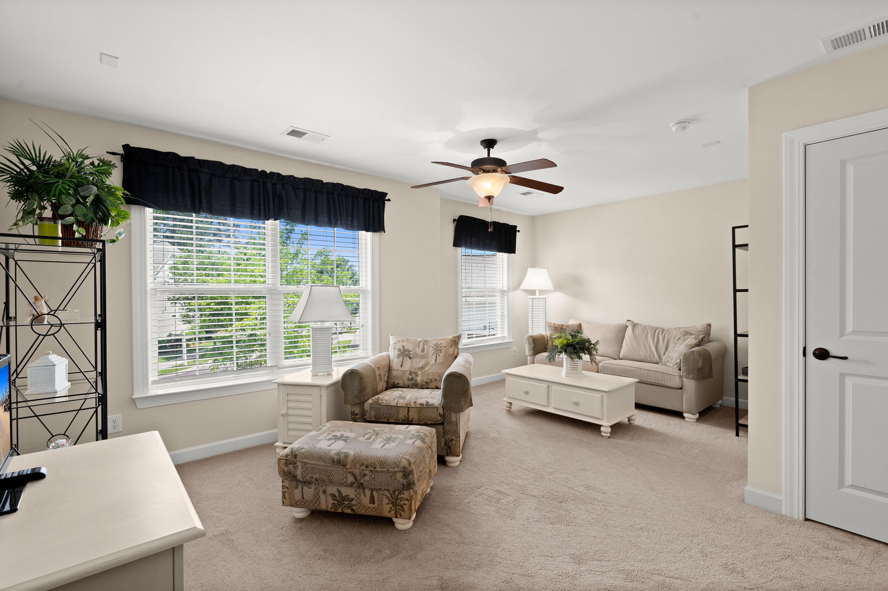 110 Ribbon Road Summerville, SC 29483 - Photo 28 of 37 31