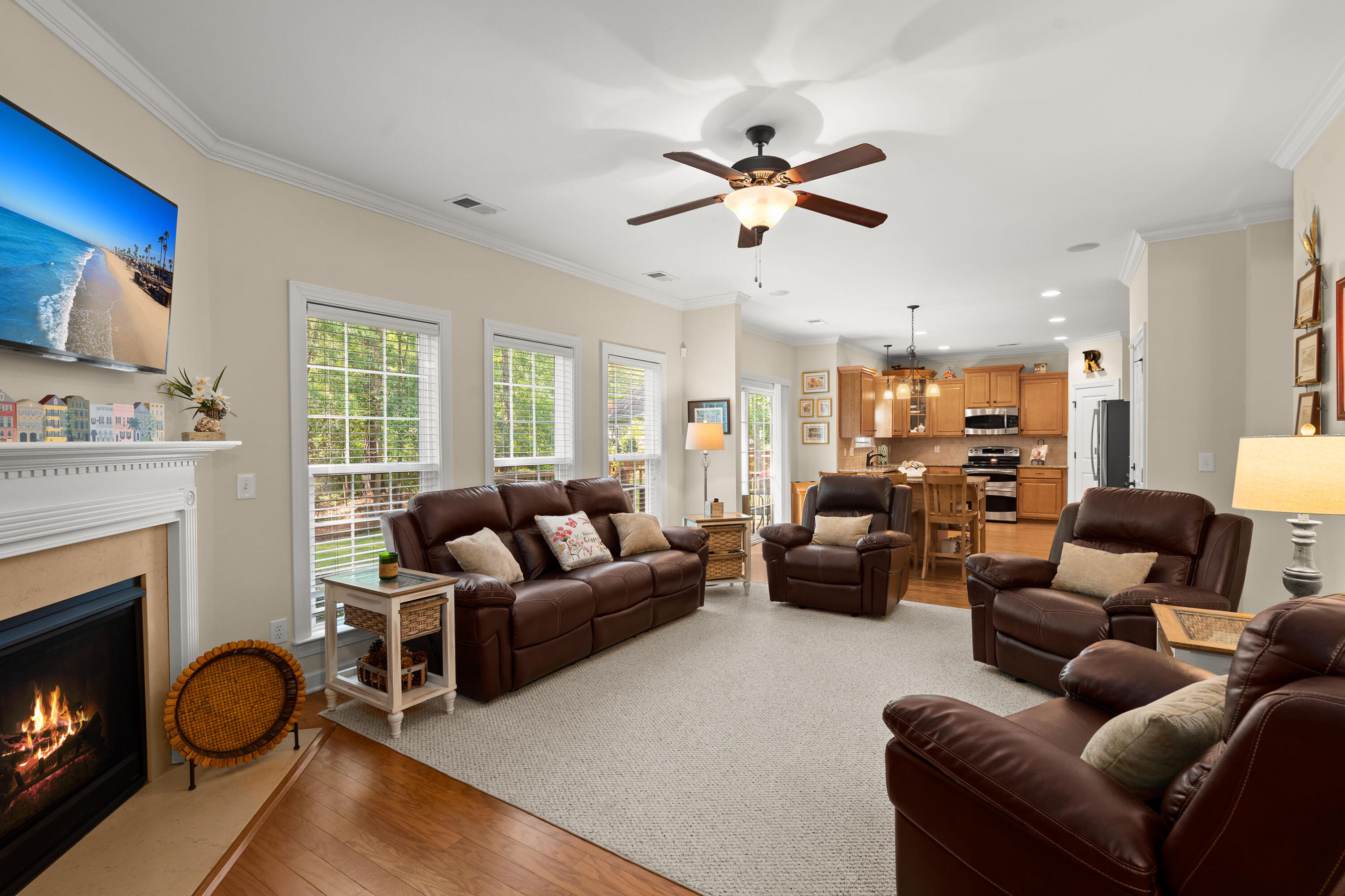 110 Ribbon Road Summerville, SC 29483 - Photo 7 of 37 10