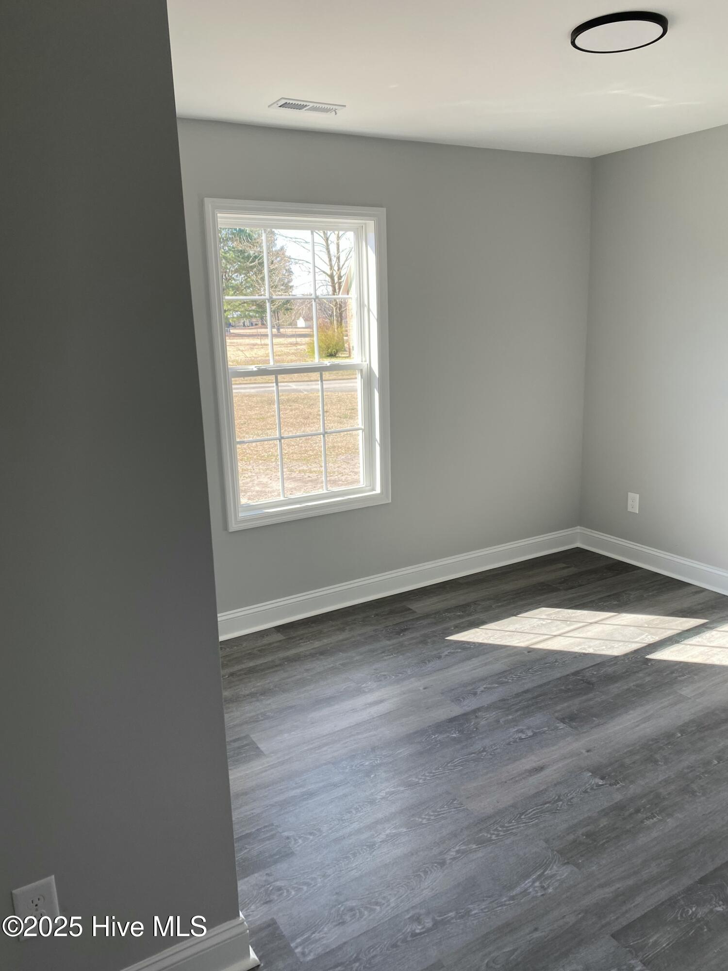 3052 Condor Court Deep Run, NC 28525 - Photo 33 of 42 IMG_3207~photo