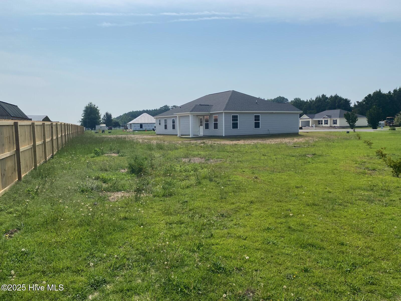 3052 Condor Court Deep Run, NC 28525 - Photo 7 of 42 IMG_3478