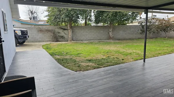 $425,000 | Undisclosed Address, Bakersfield, CA 93304