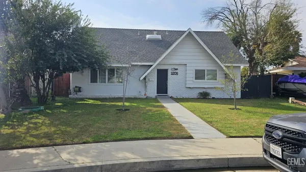 $425,000 | Undisclosed Address, Bakersfield, CA 93304