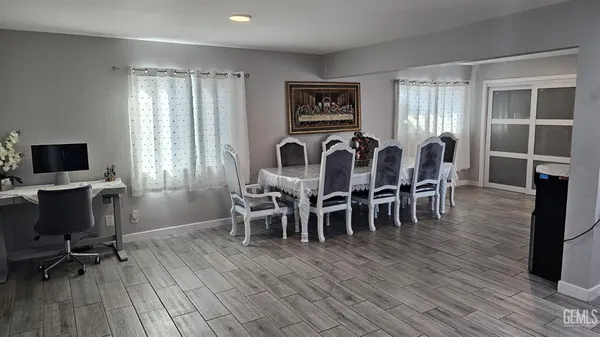 $425,000 | Undisclosed Address, Bakersfield, CA 93304