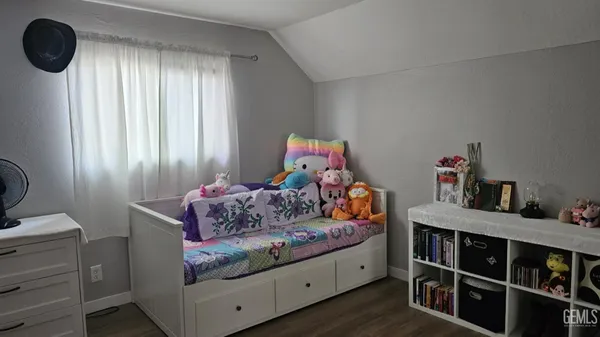 $425,000 | Undisclosed Address, Bakersfield, CA 93304