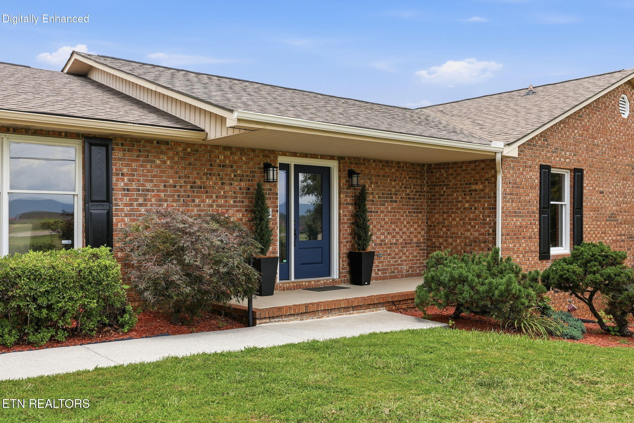 2709 Sevierville Road Maryville, TN 37804 - Photo 2 of 55 Gallery Image 2