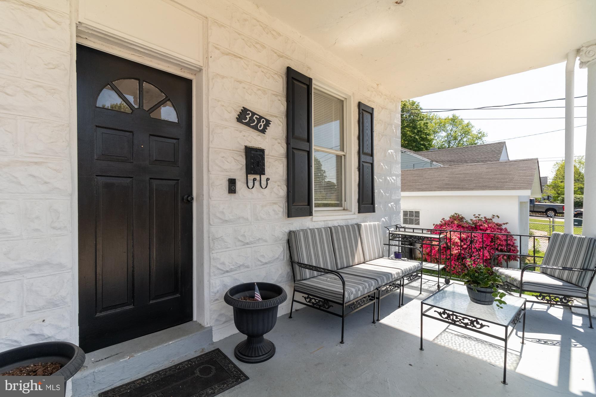 358 Nicholson Road Baltimore, MD 21221 - Photo 2 of 37