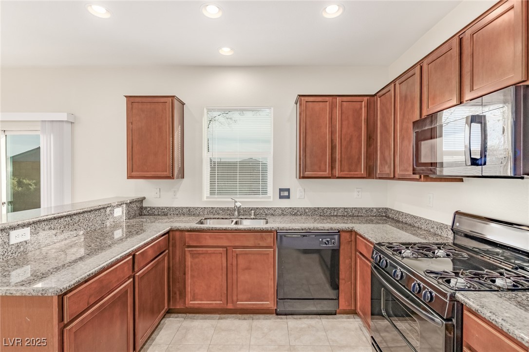 10537 Bandera Mountain Lane Las Vegas, NV 89166 - Photo 9 of 29