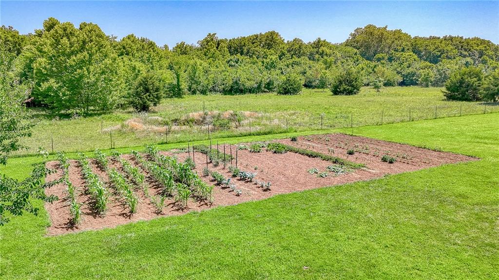 810 Southwest 1101st Road Holden, MO 64040 - Photo 5 of 48 Gallery Image 5
