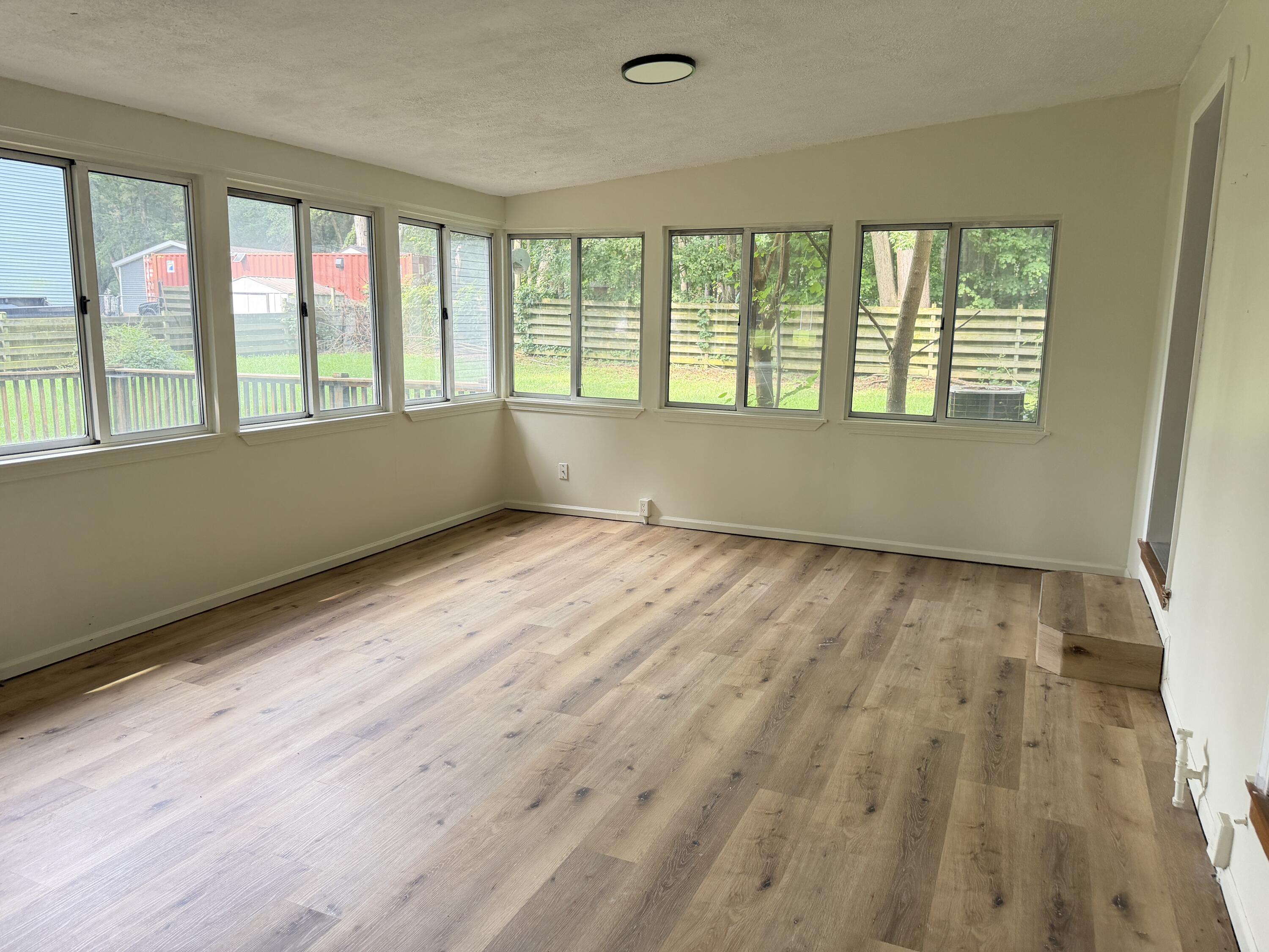 3084 South Pipestone Road Benton Harbor, MI 49022 - Photo 21 of 24 IMG_0329