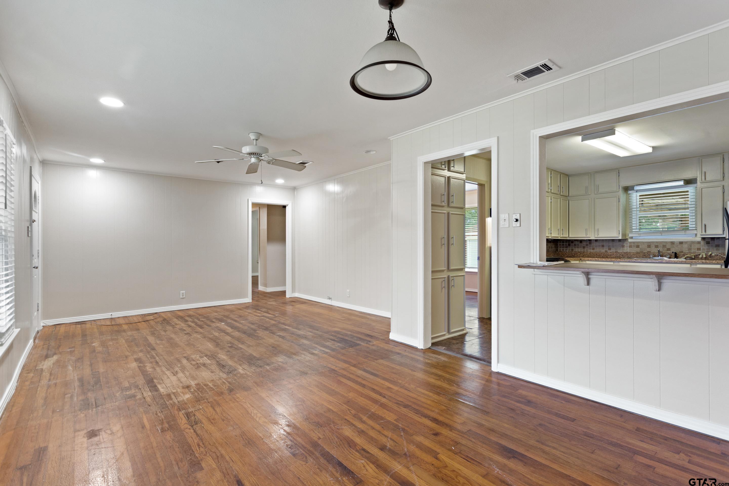 1709 South Baxter Avenue Tyler, TX 75701 - Photo 5 of 29