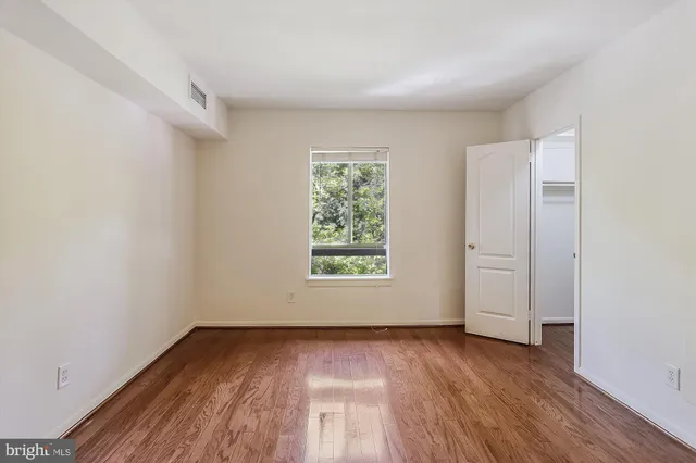 $2,250 | 2255 Castle Rock Square, Unit 21C, Reston, VA 20191