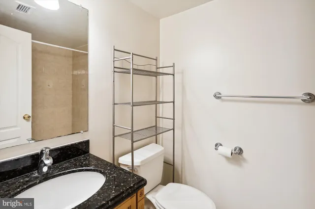 $2,250 | 2255 Castle Rock Square, Unit 21C, Reston, VA 20191