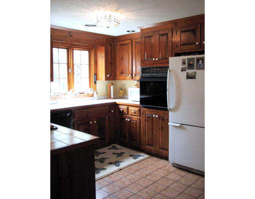 140 Chestnut Street Upton, MA 01568 - Photo 7 of 8 Gallery Image 7