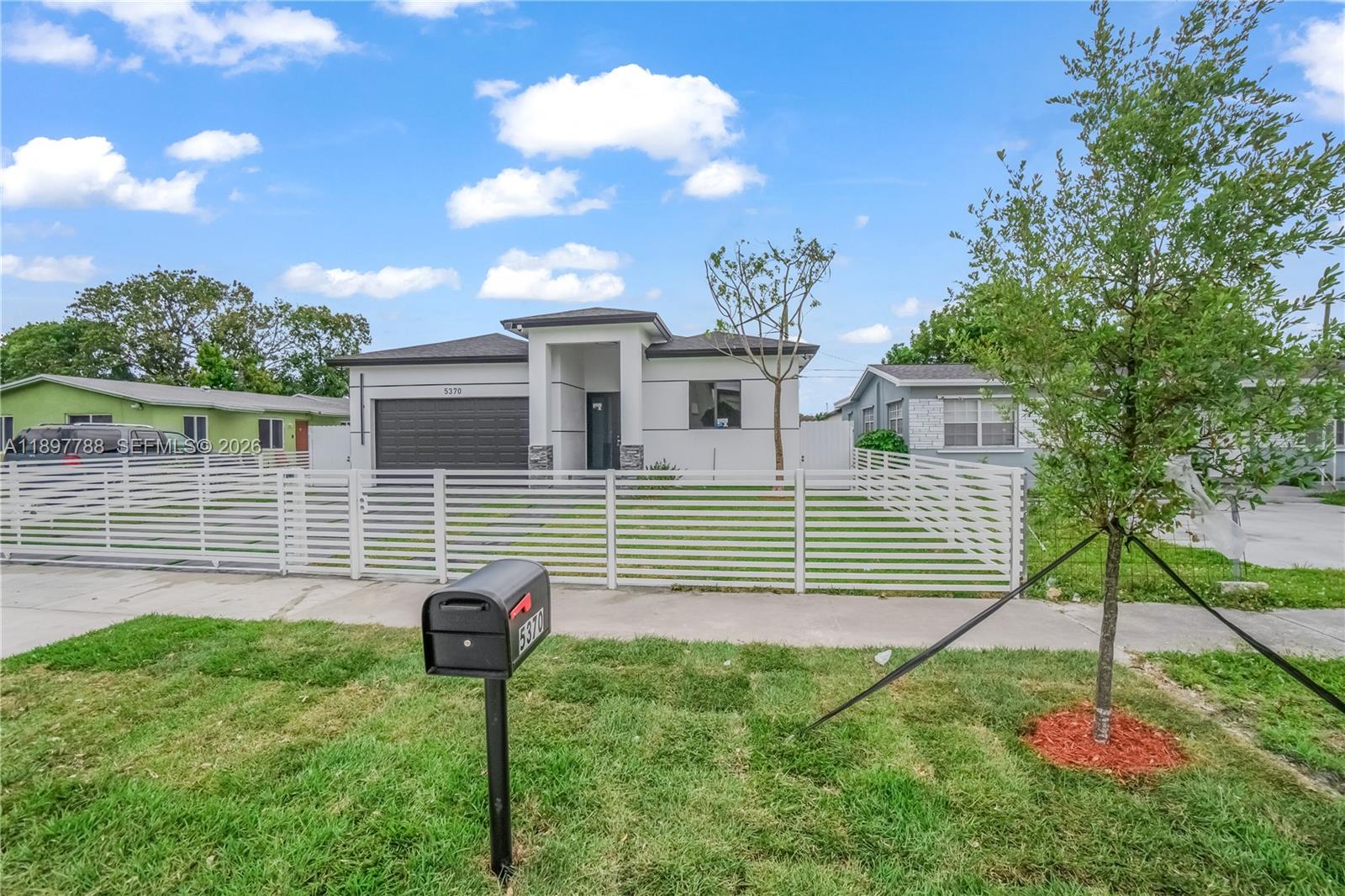 5370 Plunkett Street Hollywood, FL 33021 - Photo 6 of 41