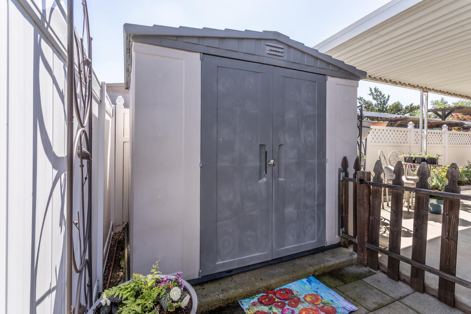 8701 Highway 41, Unit 52 Fresno, CA 93720 - Photo 30 of 66 a bathroom with a shower and a sink
