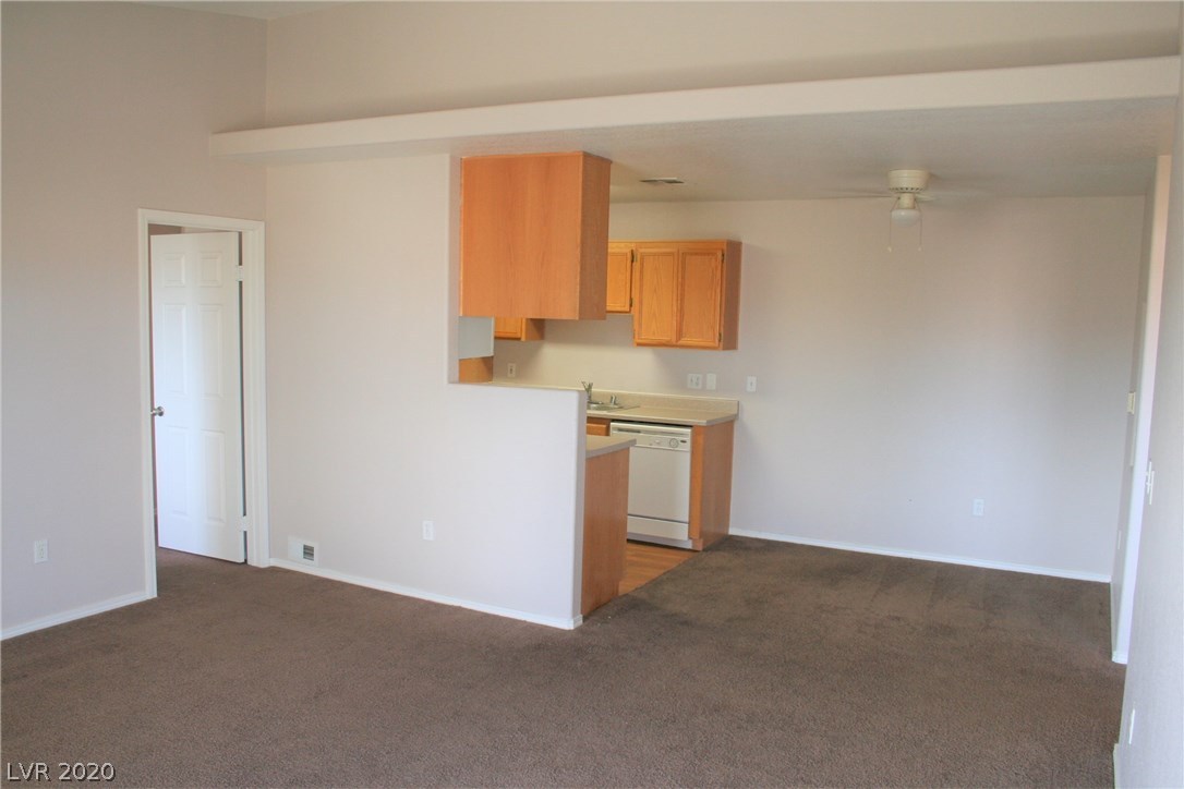 4730 East Craig Road, Unit 2011 Las Vegas, NV 89115 - Photo 4 of 19