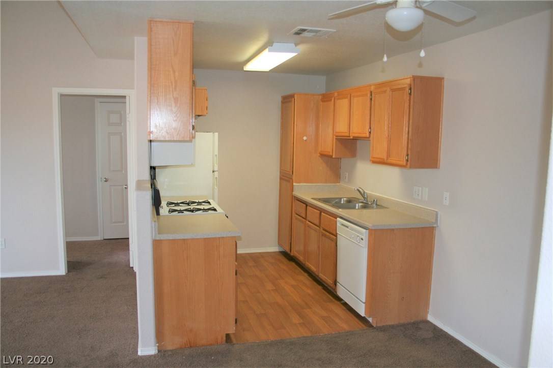 4730 East Craig Road, Unit 2011 Las Vegas, NV 89115 - Photo 5 of 19