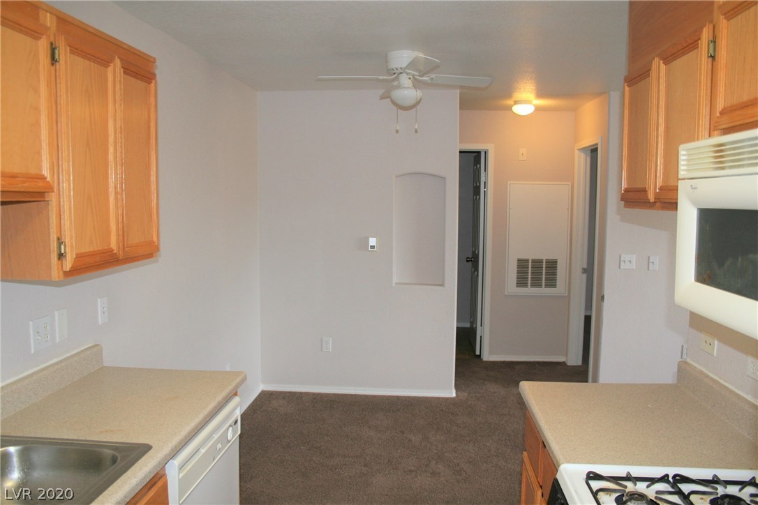 4730 East Craig Road, Unit 2011 Las Vegas, NV 89115 - Photo 8 of 19