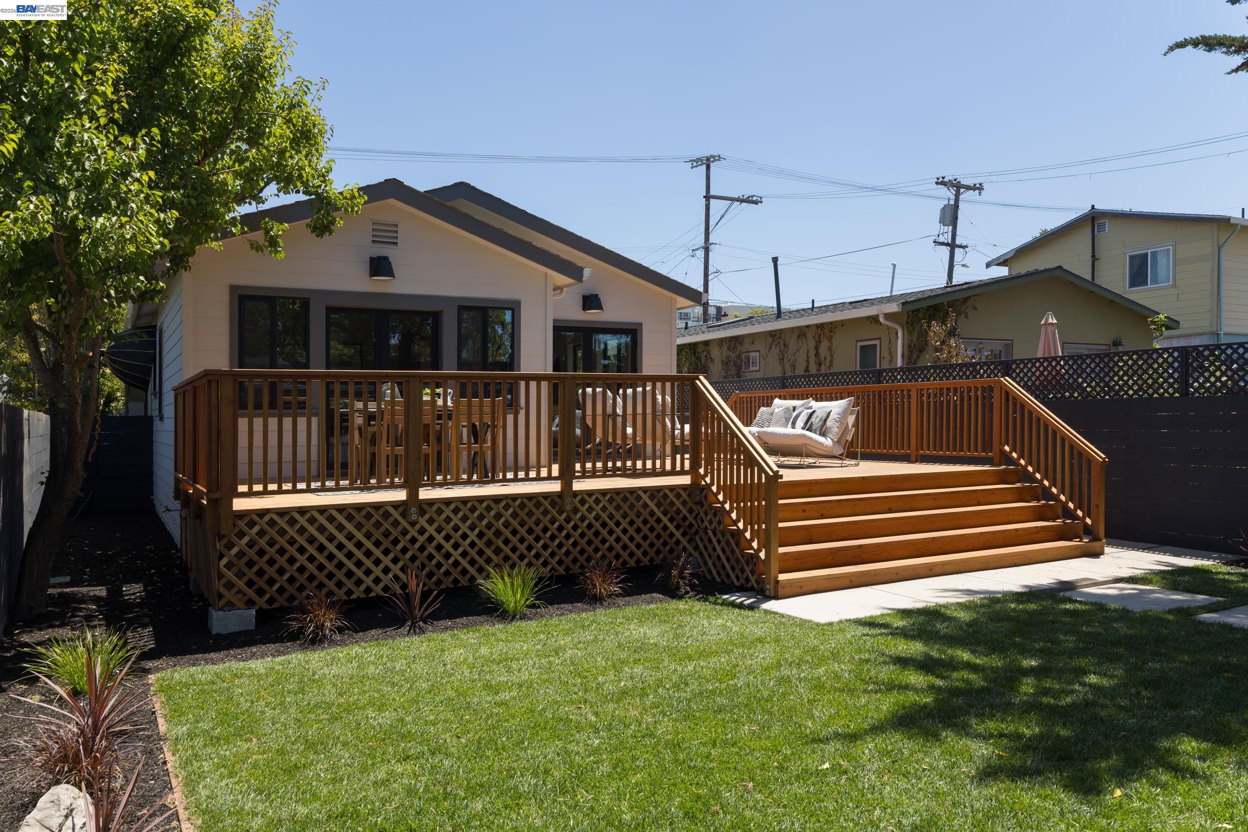 1646 Tenth Street Berkeley, CA 94710 - Photo 19 of 38