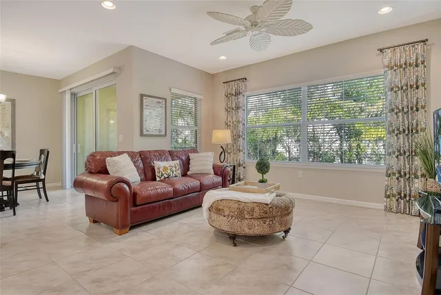 $325,000 | 116 Navigation Circle, Unit 106, Osprey, FL 34229