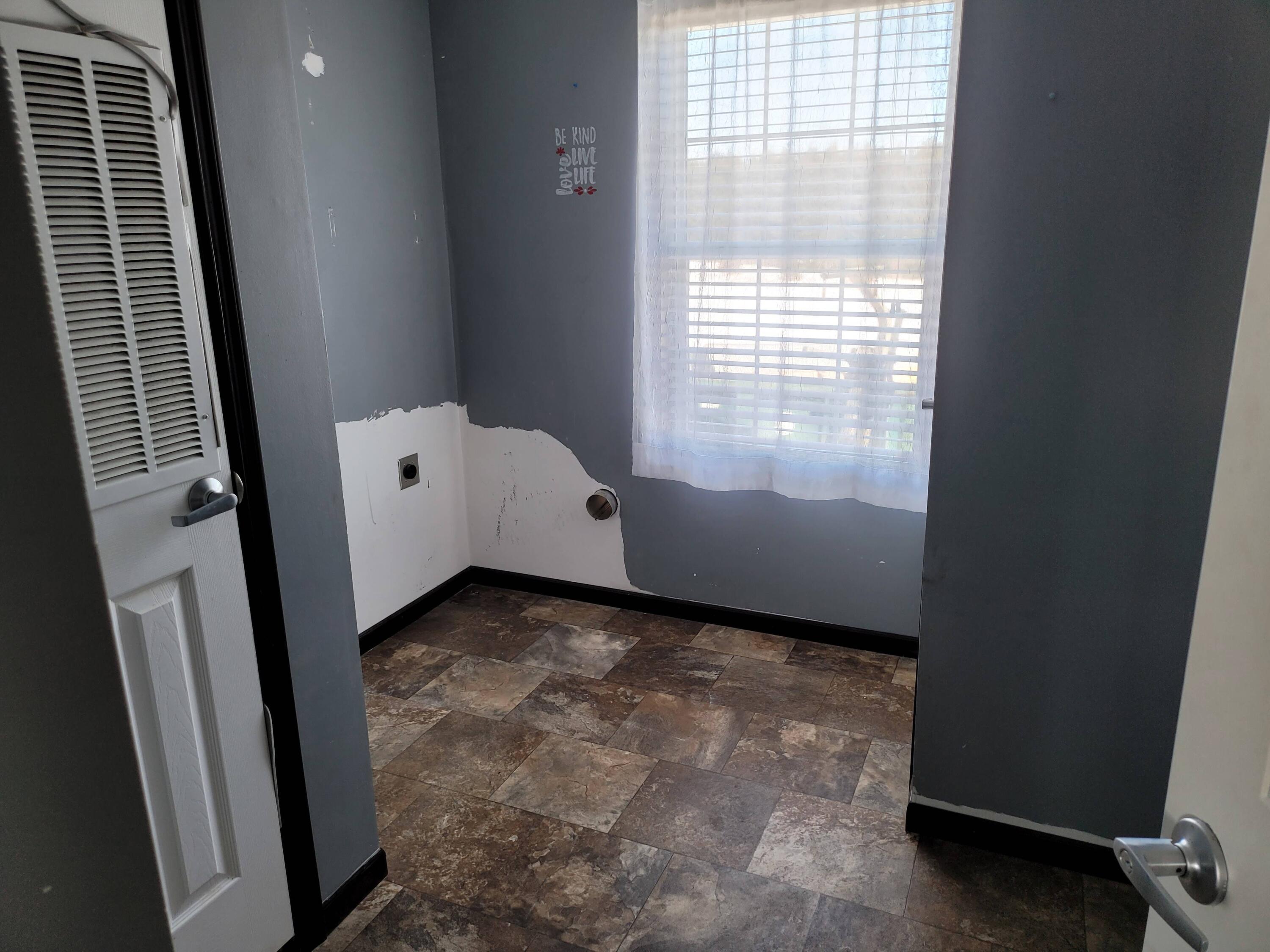 211 Grendell Road Mapleton, ME 04757 - Photo 10 of 12 20220329_143537.LARGE