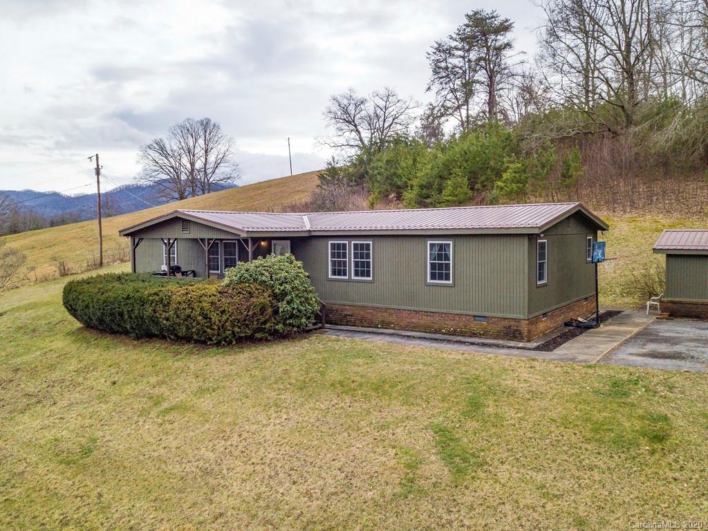169 Roberts Shop Road Waynesville, NC 28786 - Photo 1 of 23 Gallery Image 1