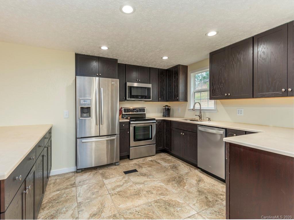 169 Roberts Shop Road Waynesville, NC 28786 - Photo 11 of 23 Gallery Image 11