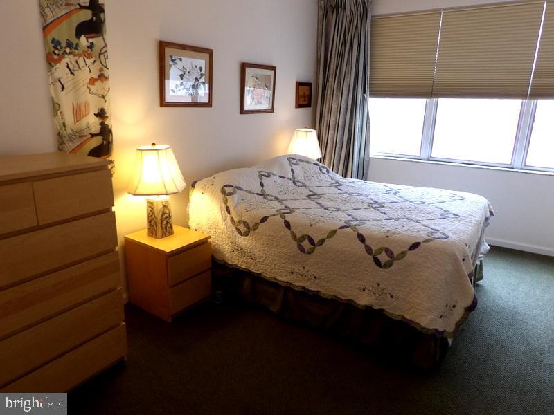 3801 Canterbury Road, Unit 803 Baltimore, MD 21218 - Photo 15 of 33 Primary Bedroom