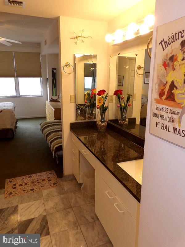 3801 Canterbury Road, Unit 803 Baltimore, MD 21218 - Photo 20 of 33