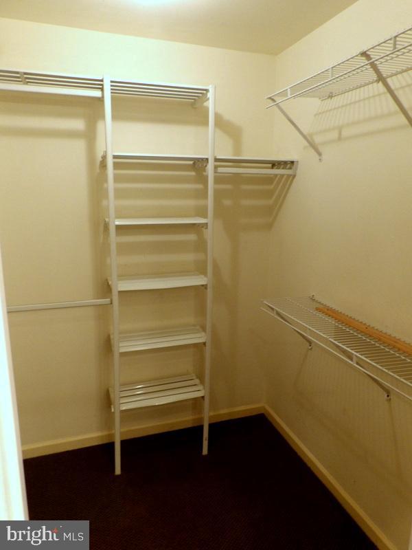 3801 Canterbury Road, Unit 803 Baltimore, MD 21218 - Photo 21 of 33 Oversized Walk-in Closet Primary Bedroom