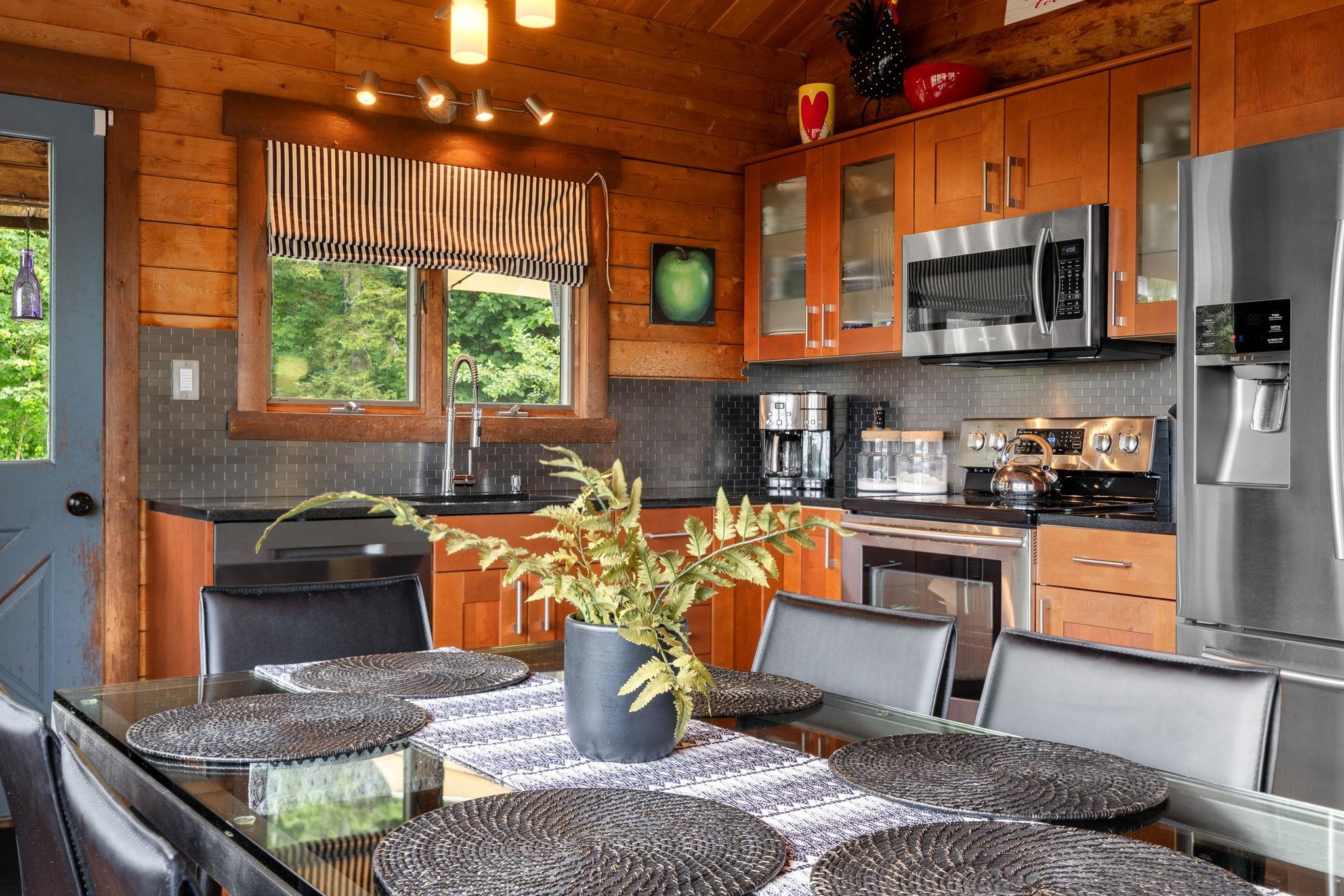 691 Dartt Hill Road Bethel, VT 05032 - Photo 13 of 60