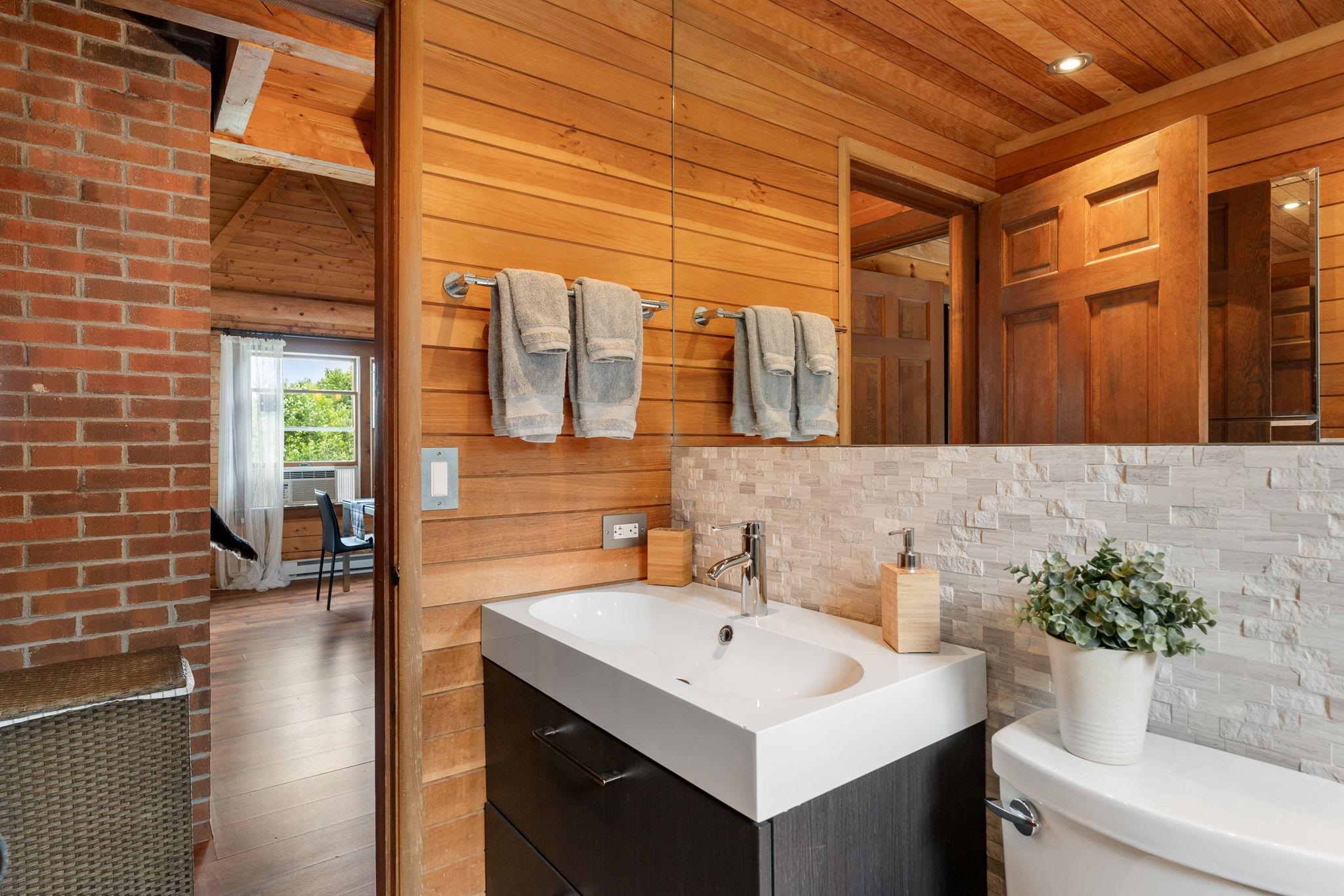 691 Dartt Hill Road Bethel, VT 05032 - Photo 28 of 60