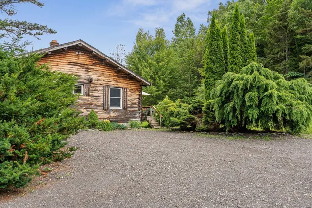 $649,000 | 691 Dartt Hill Road, Bethel, VT 05032