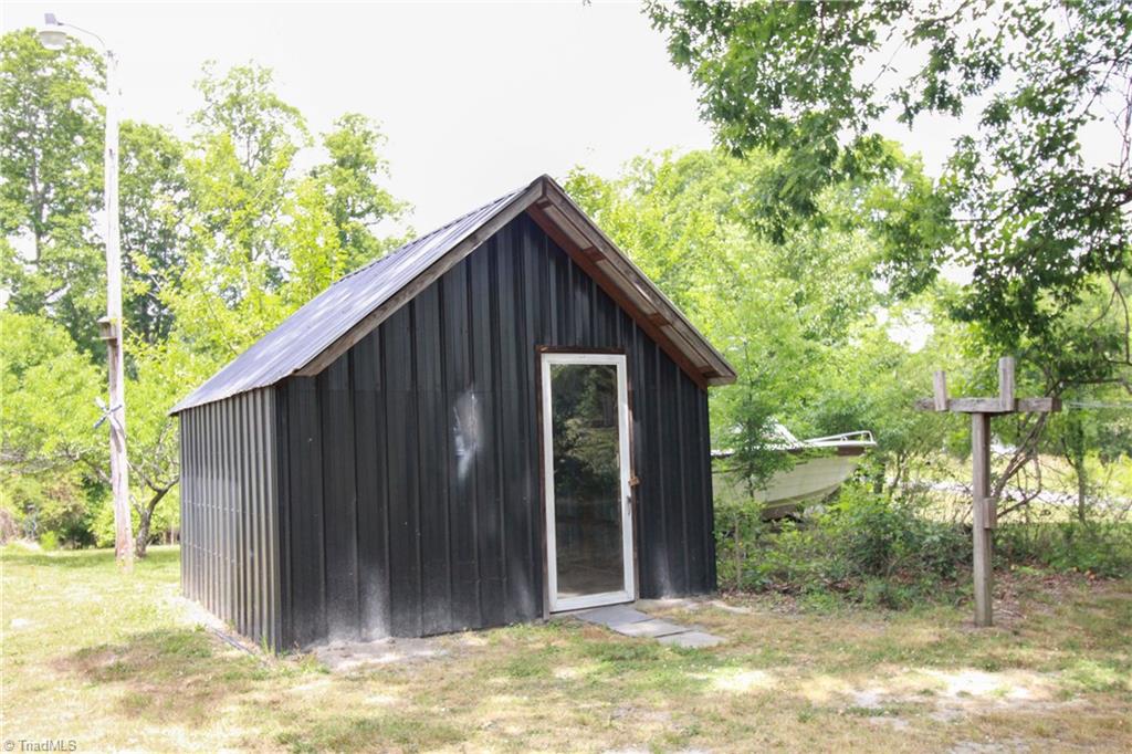 2067 Riverside Circle Eden, NC 27288 - Photo 13 of 50 Metal storage building