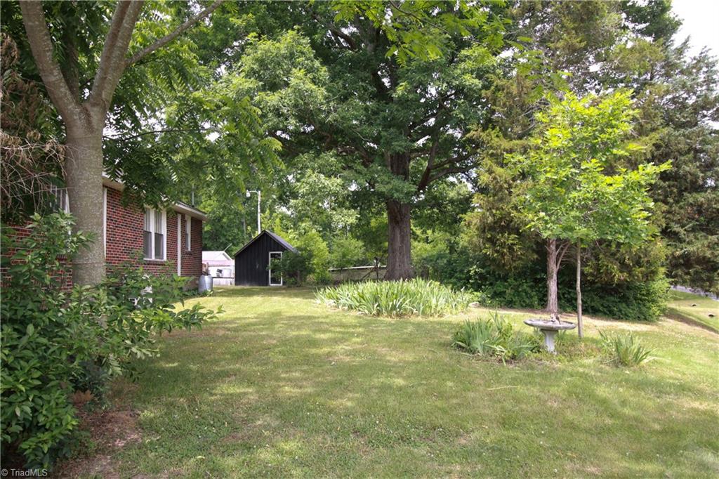 2067 Riverside Circle Eden, NC 27288 - Photo 17 of 50 Gallery Image 17