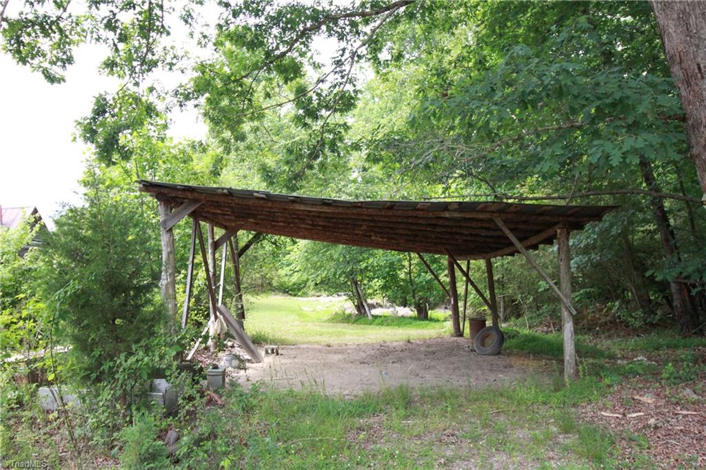 2067 Riverside Circle Eden, NC 27288 - Photo 22 of 50 Tractor Shed