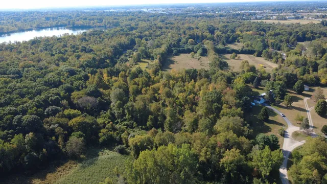 $259,000 | 727 West Maple Road, Milford, MI 48381