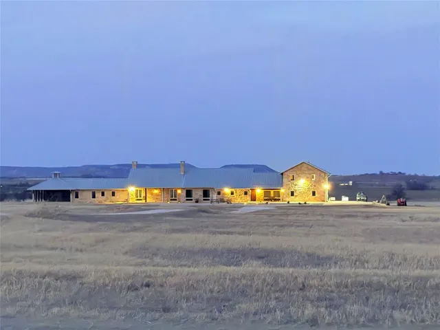 $1,399,000 | 990 County Road 621, Tuscola, TX 79562