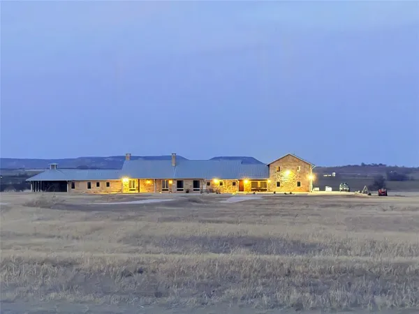 $1,399,000 | 990 County Road 621, Tuscola, TX 79562